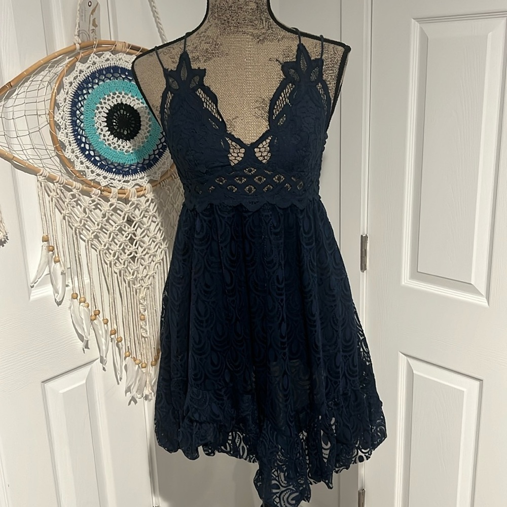 Free people size small navy lace high bodice lace dress